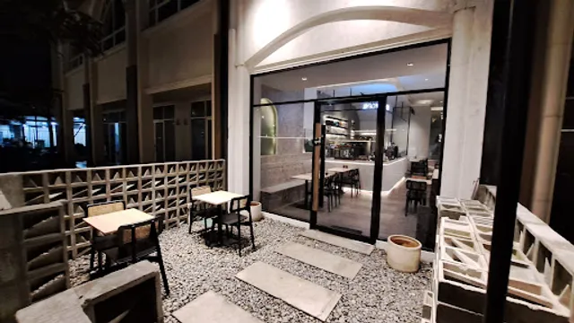 Fortunate Coffee Golf Island