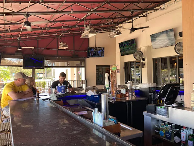 Gecko’s Grill & Pub