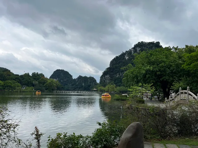 Seven-star Crags Scenic Area