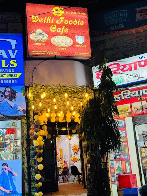 Delhi Foodie Cafe (DFC)
