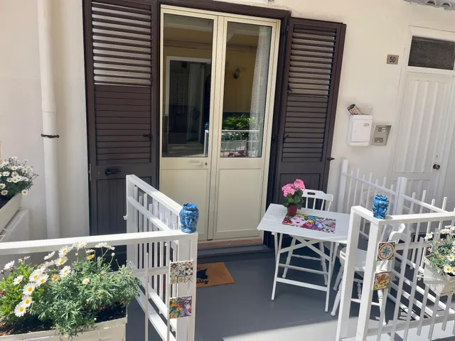 NINNI MONDELLO HOUSE