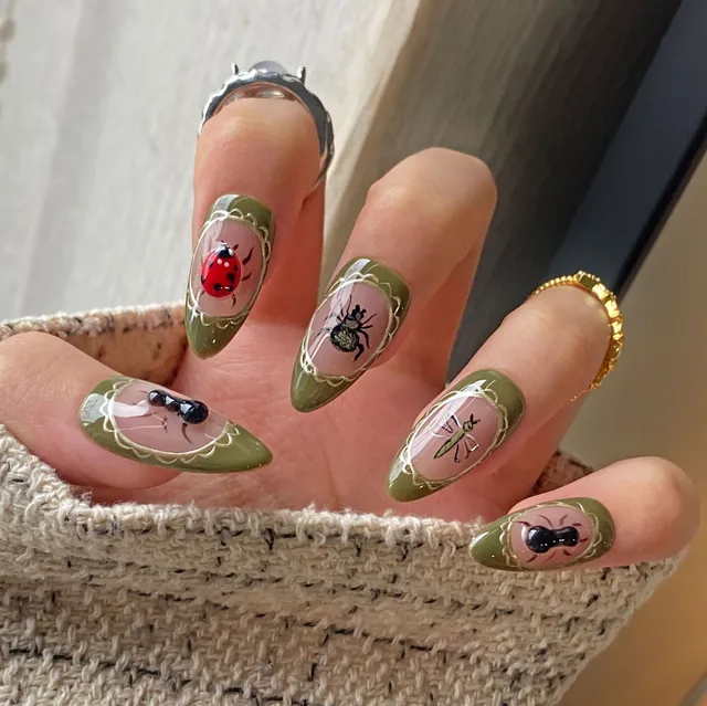 JennPaintt Nail Lounge — DTLA