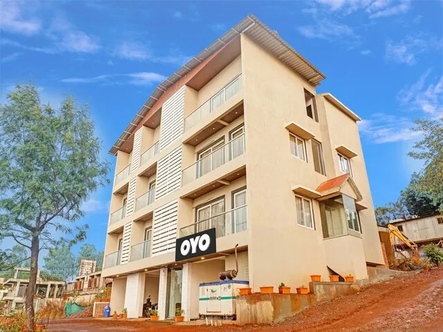 Hotel Holiday Plus Mahabaleshwar