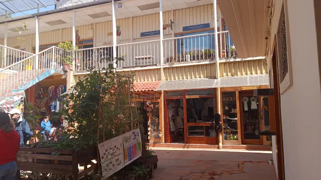 Centro Municipal Artesanal Arts & Crafts