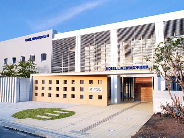 Hotel Livemax Budget Chiba Mihama