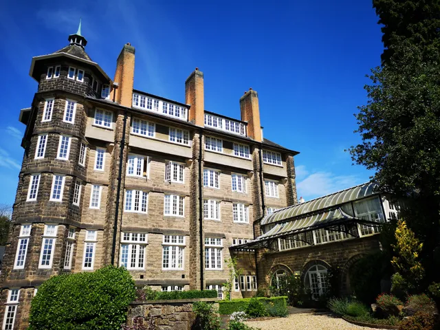 Rockside Hall & Hydro Luxury Holiday apartment