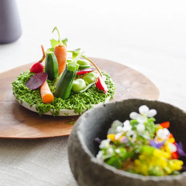 Ten Minutes by Tractor