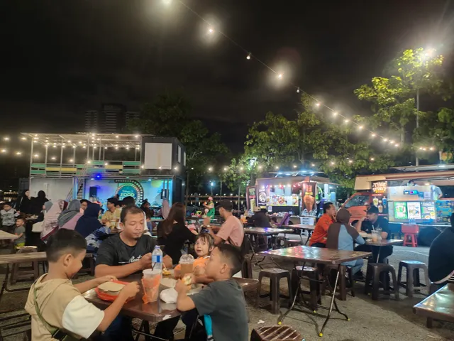 Putrajaya Food Truck Hotspot@Presint 2