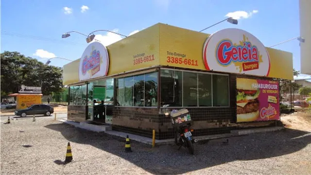 Geléia Burger Gama Qd. 56: Milk Shake, Batata Rústica, Delivery, Brasília DF
