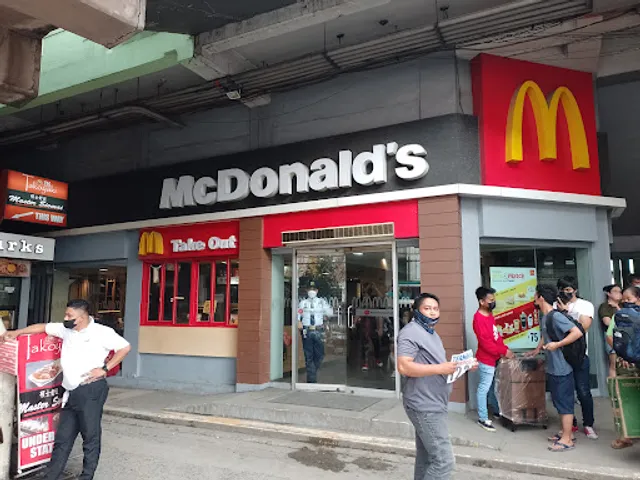 McDonald's Giselle Plaza