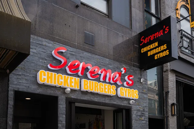 Serena's Grill (Gold Coast, Chicago)