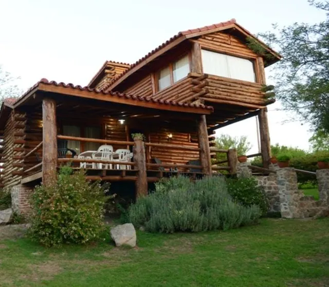 Muelle "La Esmeralda"