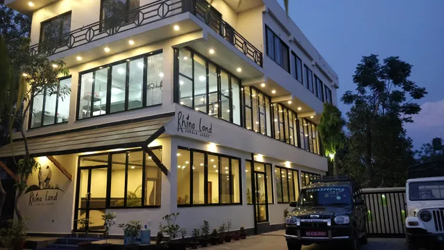 Rhino Land Jungle Lodge P. Ltd.