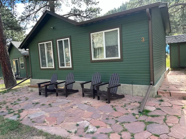 Elk Crossing Cabins