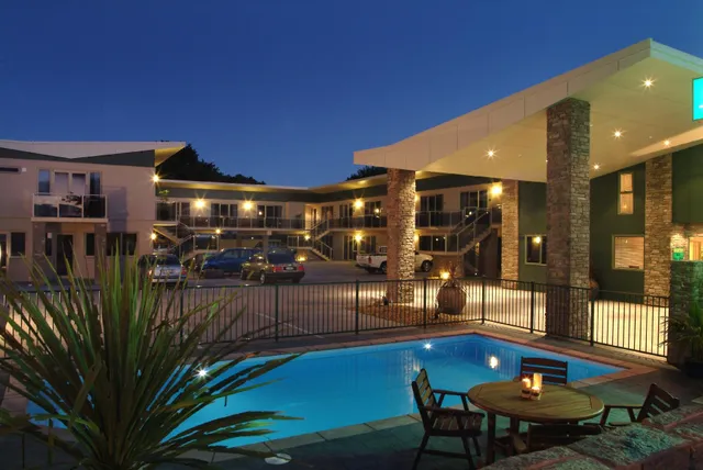 Emerald Spa Motor Inn