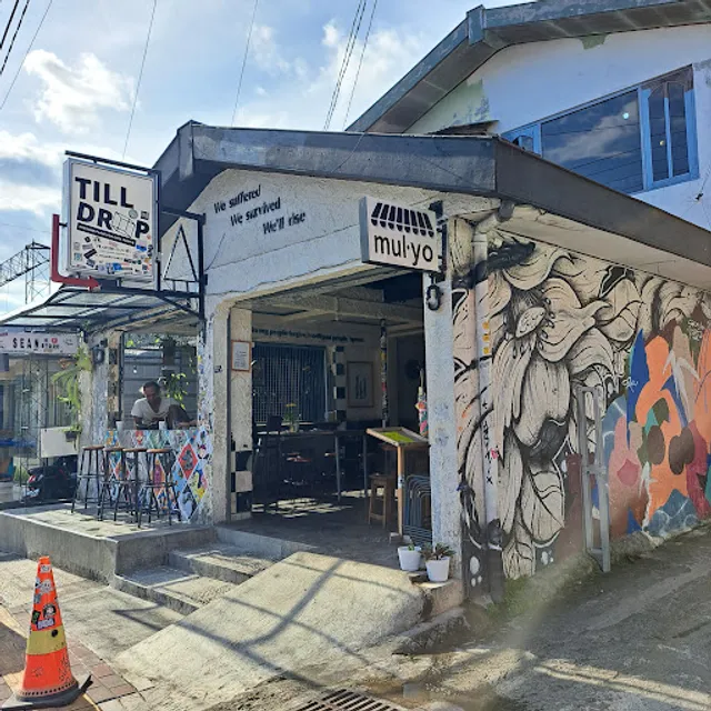 TILLDROP BAR & RESTO