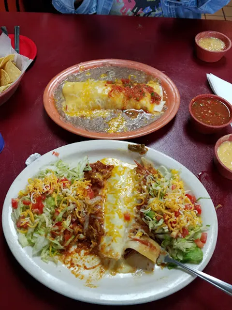 Chelino's Mexican Restaurant (427 SW Grand Blvd, OKC)