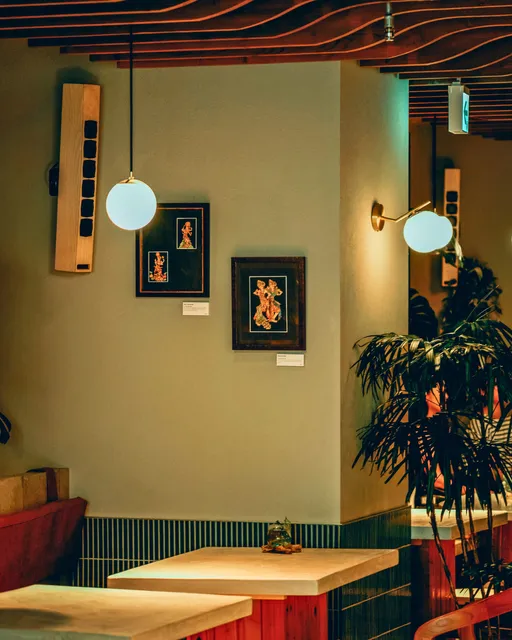 TenCups Cafe Bar & Lounge