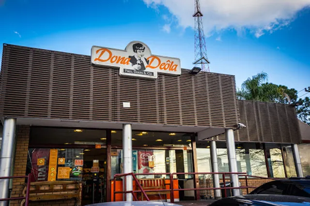 Dona Deôla Bakery