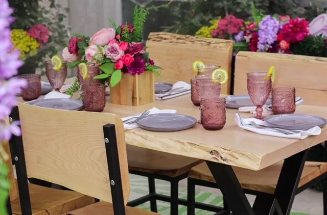 Café Bloom at the Muttart