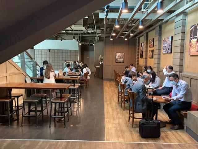 STARBUCKS HSR Zuoying Shop