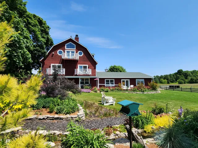 Chanticleer Guest House