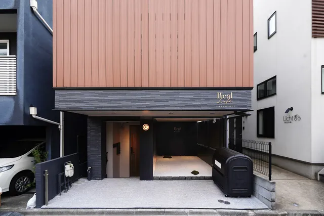 Real Life 三軒茶屋