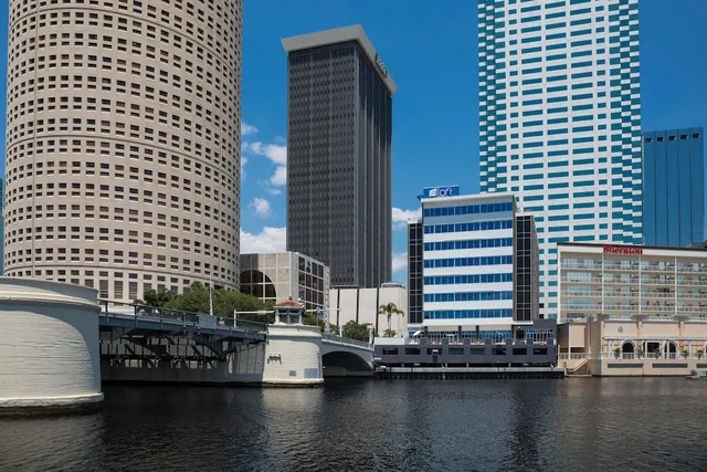 Aloft Tampa Downtown