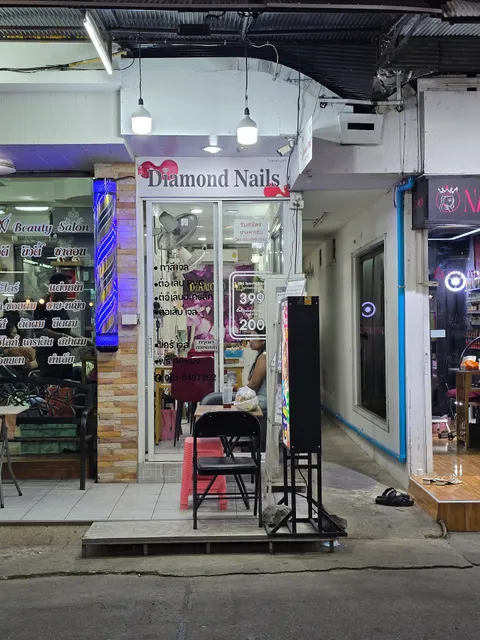 Diamond Nails & Spa Tip Plaza ร้านทำเล็บสาย2 เลียบหาดพัทยา