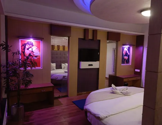 HOTEL LAKSH RESIDENCY