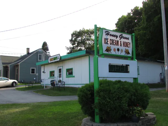 Honey Grove Apiaries