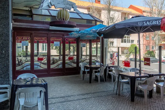 João Sousa-Chá das quatro