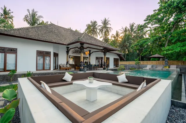 Bali Taoka Beach Villa