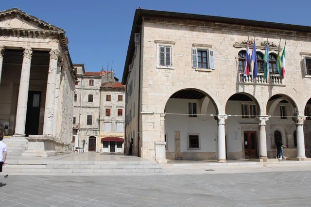 Pula Center Old Town Apartments and Rooms