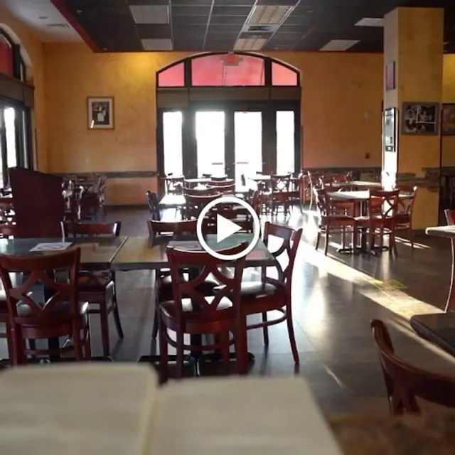 La Famiglia Italian Restaurant & Pizzeria