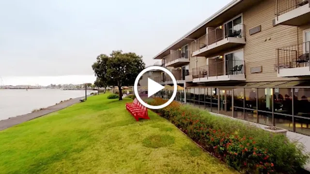 Executive Inn & Suites