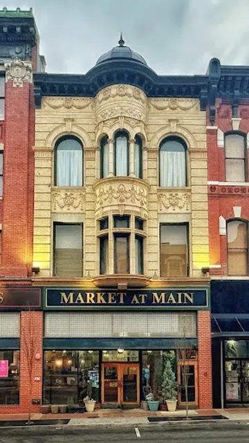 Market at Main