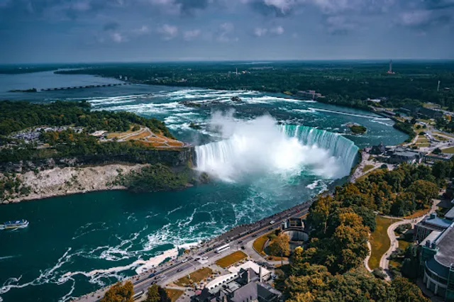 Horseshoe Falls of Canada