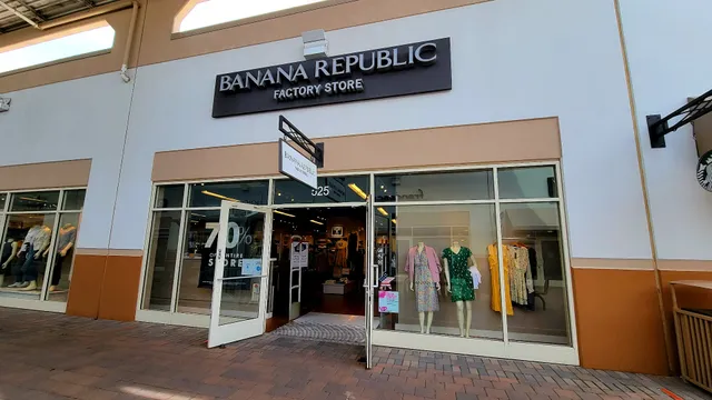Banana Republic Factory Store