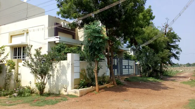 Aishwaryam Service Bunglow