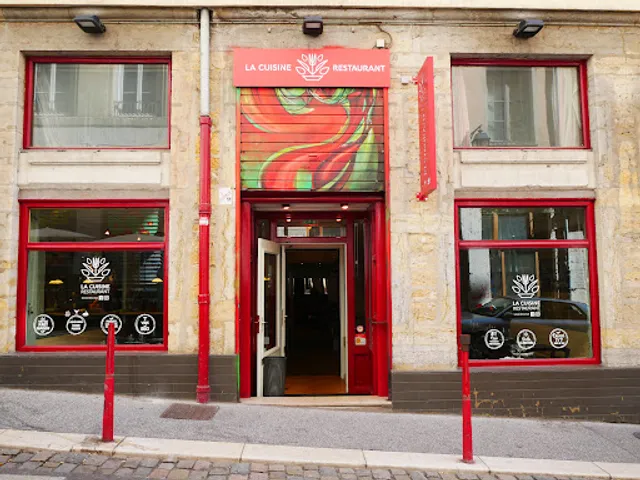 REPÈRE(S) La cuisine des Guides