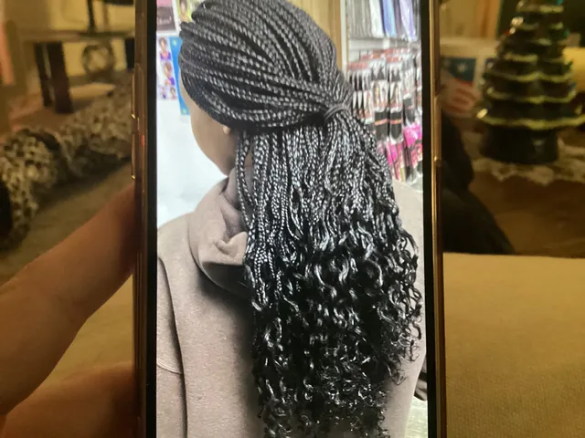 Fattusha's African Hair Braiding & Beauty Supply