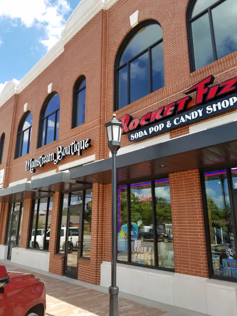 Mainstream Boutique Edmond