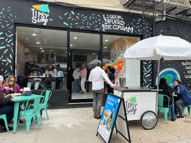 Tipsy Scoop