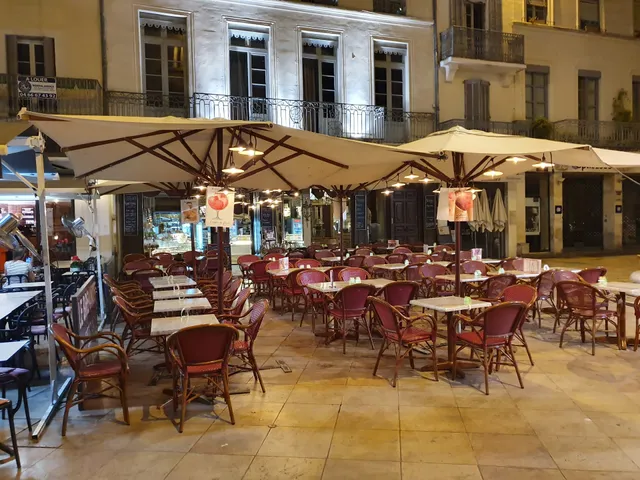 Le Courtois Café Historique