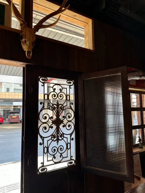 cafe BAR PSYCHEDELiC（サイケデリック）