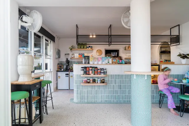 TwinFins espresso Bar