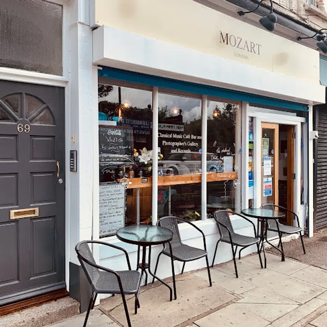 Mozart London Bar & Cafe
