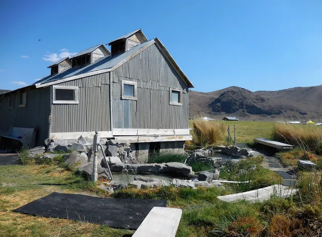 Summer Lake Hot Springs