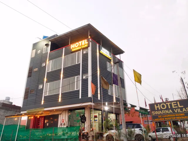 Hotel Swarna Vilas